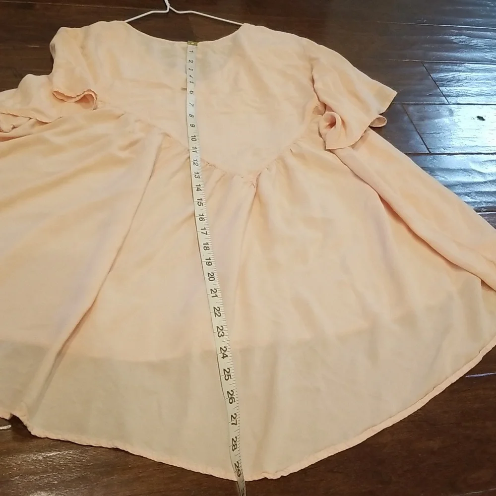 EST.1946 Peach Lace Applique Flowy Top - Picture 8 of 9